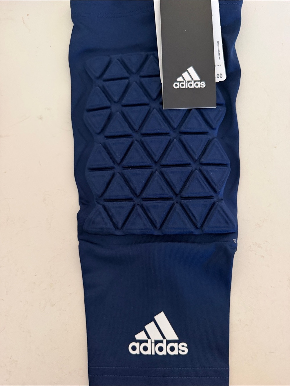 Addidas Padded Knee Sleeve Basketball Size M NWT blue